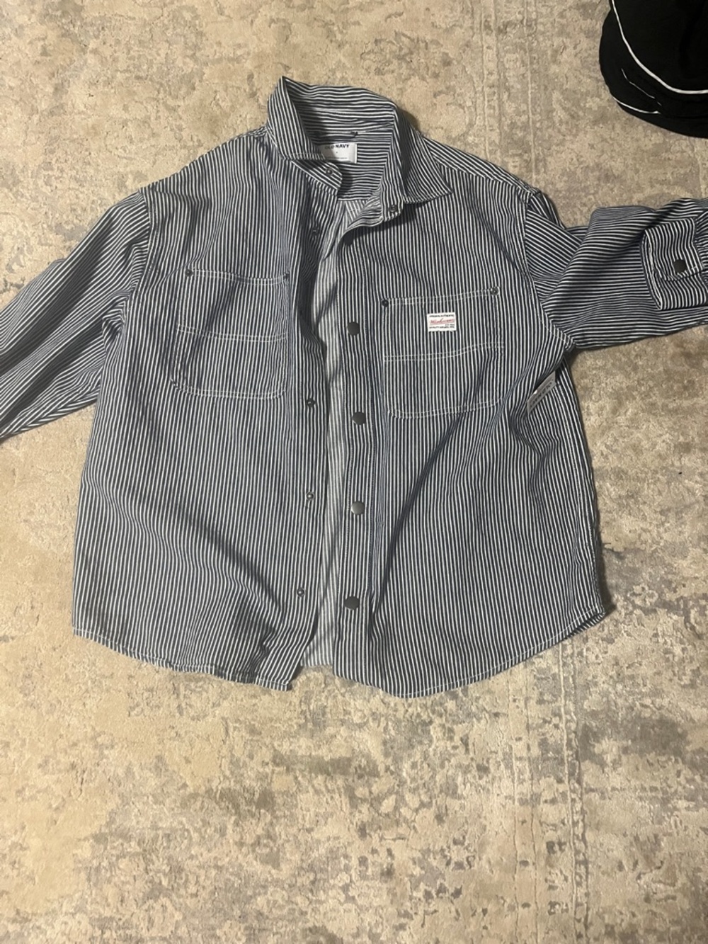 Old Navy Men's Navy and White Striped Button-Down Shirt